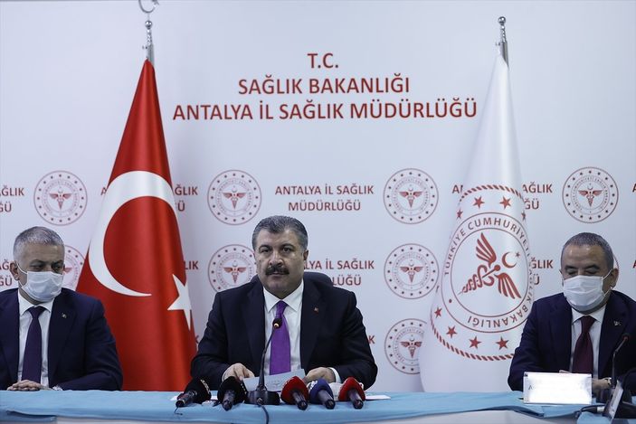Fahrettin Koca'dan önemli açıklamalar