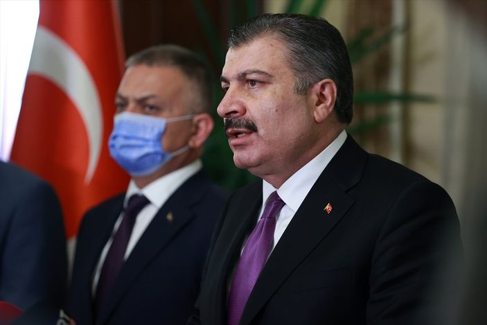 Fahrettin Koca: Tam kapanma zaruret haline gelmişti