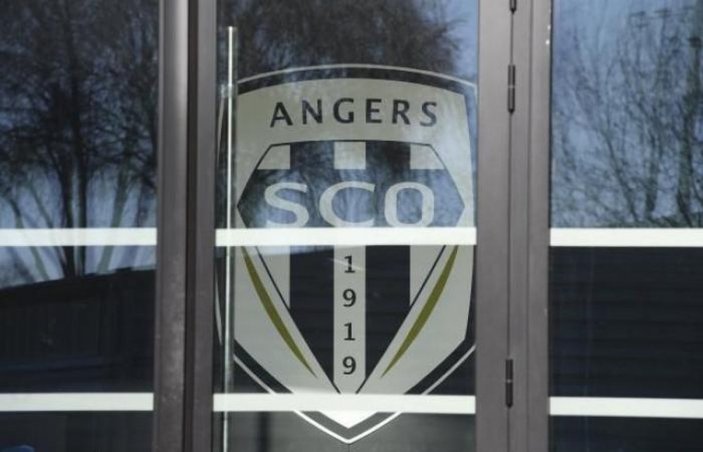 FIFA'dan Paris FC ve Angers SCO'ya transfer yasağı