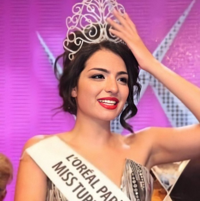 Kırmızı Oda'nın Mitra'sı Melisa Aslı Pamuk kimdir? Melisa Aslı Pamuk hakkında bilgiler