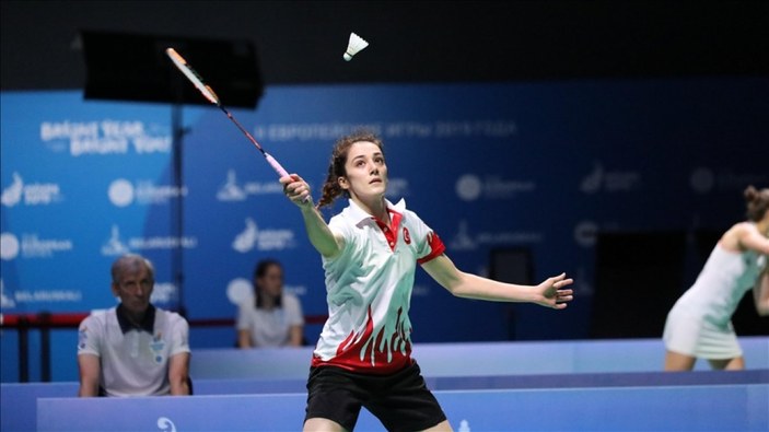 Neslihan Yiğit Avrupa Badminton Şampiyonası'nda yarı finalde