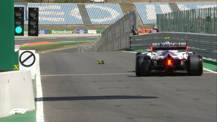 Formula 1'de kazadan son anda dönüldü