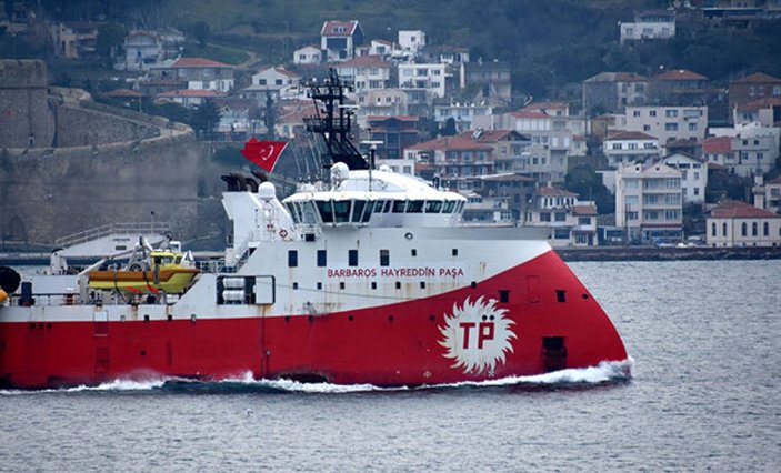 Barbaros Hayreddin Paşa gemisi Karadeniz’de