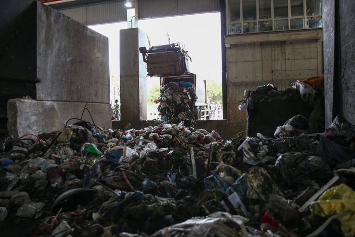 Adana'da çevreyi kirleten geri dönüşüm tesislerine 7 milyon lira ceza