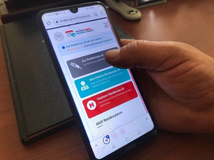 a Edirne’de muhtarlar aşı randevularını aldı