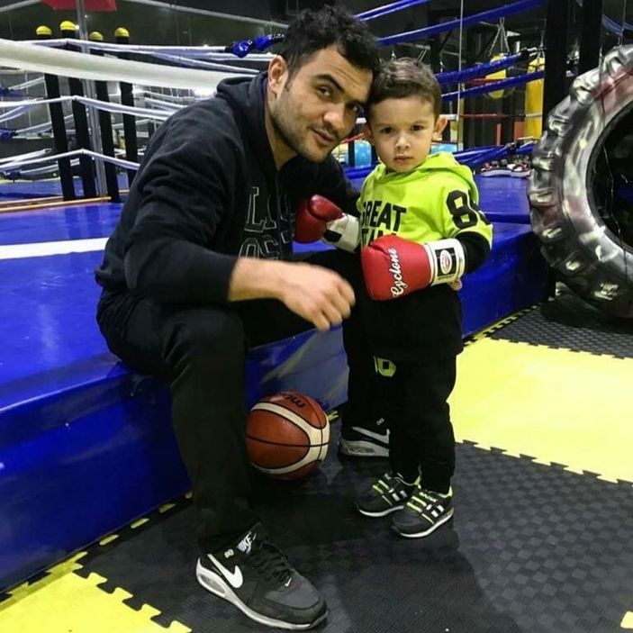 d Kayseri'de pencereden düşen minik Eymen toprağa verildi