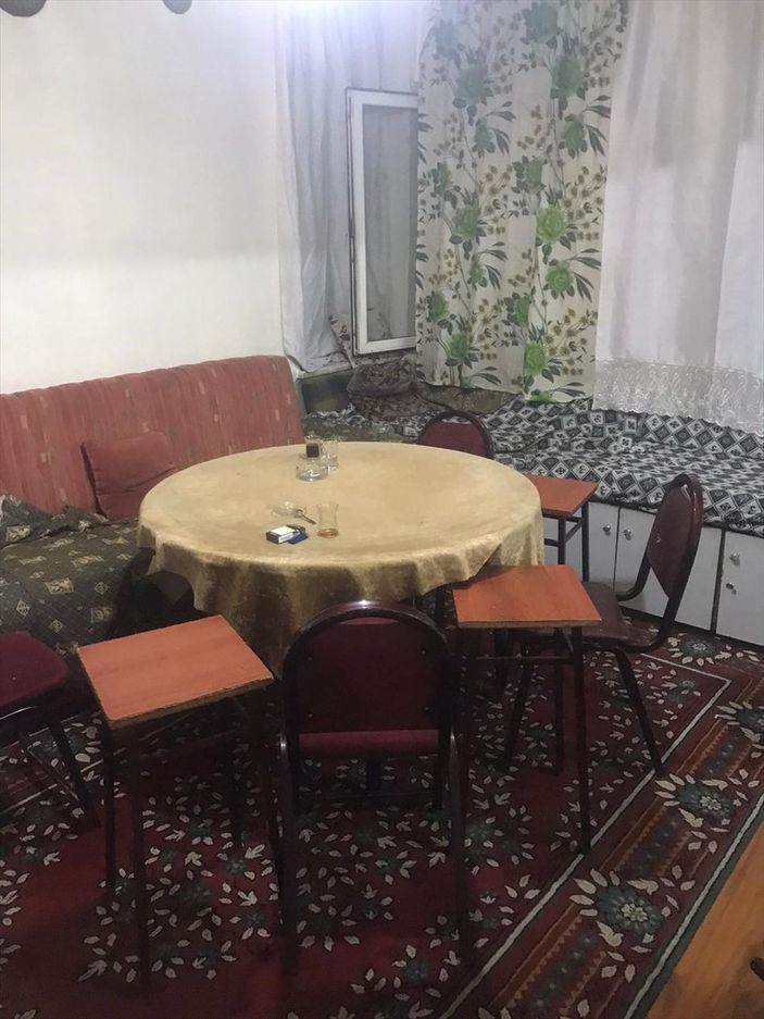 a Afyonkarahisar'da evde kumar oynayan 7 kişiye para cezası