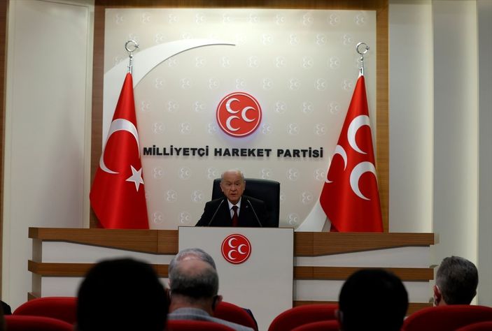 AK Parti'den Bahçeli'nin anayasa hazırlığına ilişkin ilk açıklama