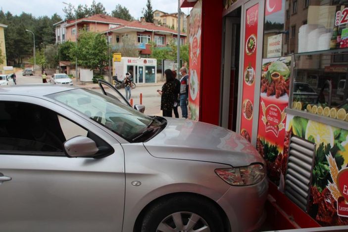 i Bilecik'te trafik kazası: 1 yaralı