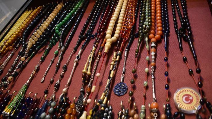 Malatya'da hobi olarak tespih biriktirdi: Değeri 900 bin TL'ye ulaştı