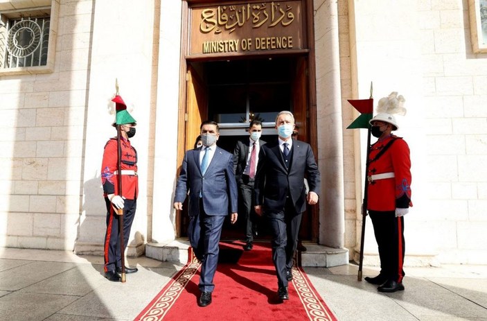 Hulusi Akar, Irak Savunma Bakanı Cuma Anad ile görüştü