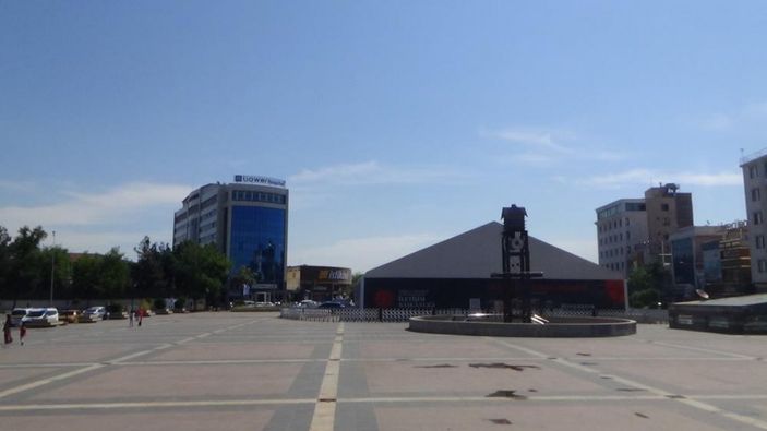 Diyarbakır'da tam kapanma sessizliği