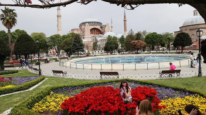 Ali Yerlikaya, İstanbul'un Mart ayındaki turist sayısını açıkladı