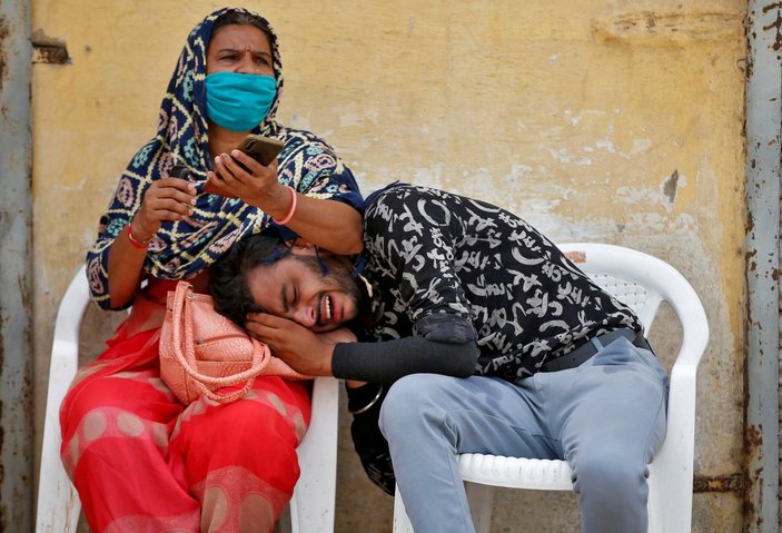 Hindistan'da koronavirüs nedeniyle 4 bin 187 ölüm yaşandı