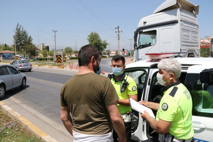 i Antalya'da refüje çıkan alkollü sürücü: Hatalı ben değilim