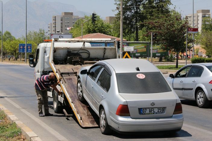 i Antalya'da refüje çıkan alkollü sürücü: Hatalı ben değilim