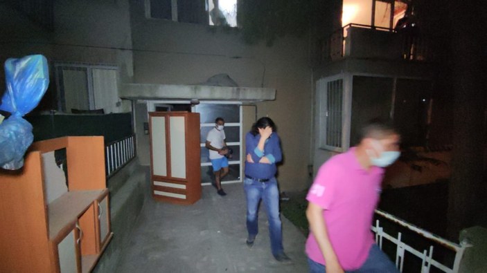 Denizli'de kumarhane işletmecisi kadın polislere isyan etti