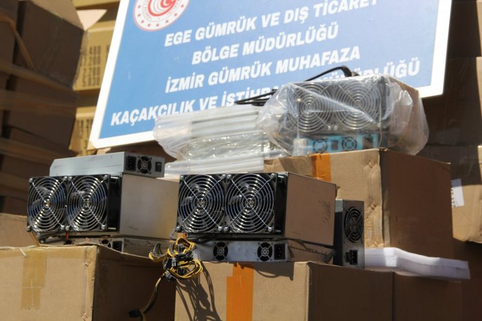 İzmir'de 5 milyon TL değerinde kripto para üretim makinesi ele geçirildi