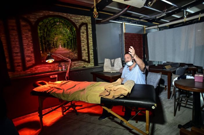 i Bağcılar’da kafede fizik tedavi için toplananlara baskın