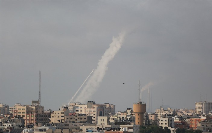 Gazze'den Batı Kudüs'e roket atıldı
