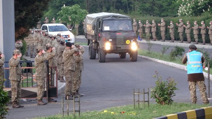 NATO tatbikatına katılacak olan askerler, Tekirdağ'dan yola çıktı