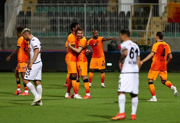 Galatasaray deplasmanda Denizlispor'u 4-1 yendi
