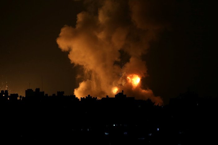 İsrail, 3 dinin kutsal gördüğü Kudüs'te terör estiriyor
