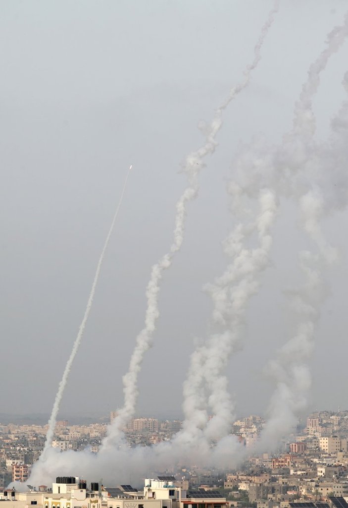 Hamas'tan Batı Kudüs'e ve İsrail'in güneyine roket saldırısı