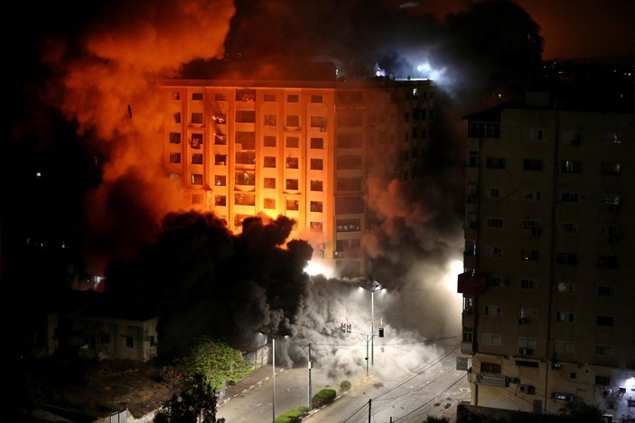 Benny Gantz: Gazze'ye saldırılar devam edecek