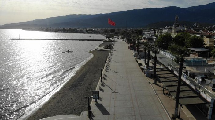 Balıkesir'de plajlar boş kaldı