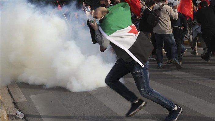 Yunanistan'da İsrail'i protesto eden göstericilere polis müdahalesi