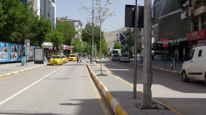 i Van sokaklarında sessizlik hakim