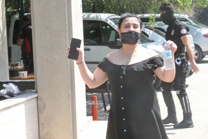 Antalya'da 15. kez kısıtlama cezası yiyen kadın: Param çok