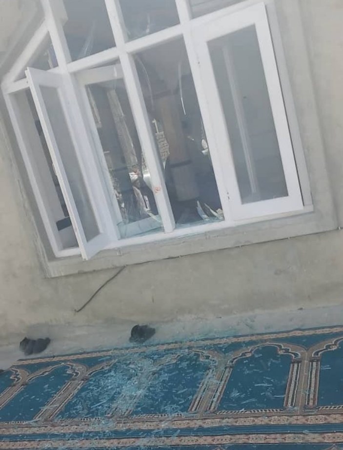 Afganistan’da camiye bombalı saldırı