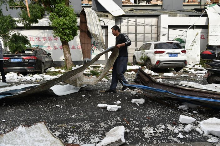 Çin'de kasırga: 300'den fazla kişi yaralandı
