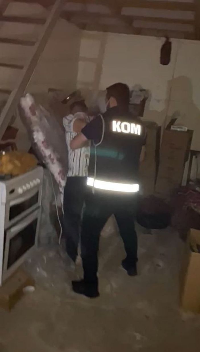 i Gaziantep’te 470 bin adet kaçak makaron ele geçirildi