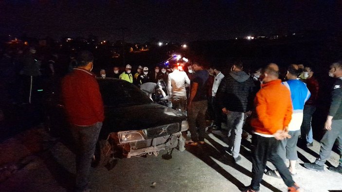 Gebze'de bariyerlere çapan sürücü hayatını kaybetti