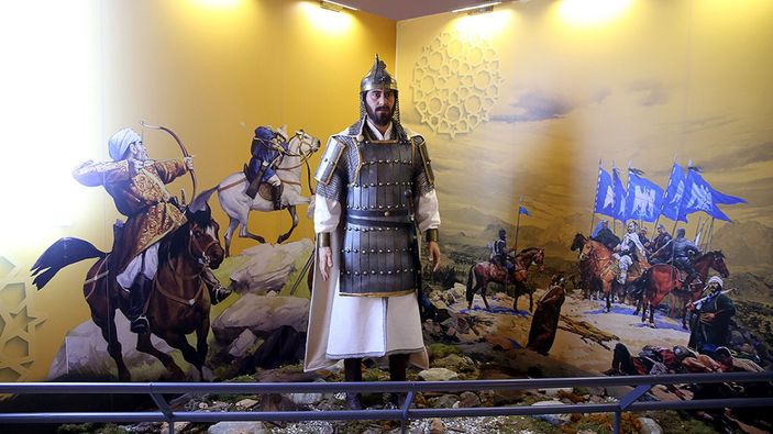 Ahlat'ta Arkeoloji Müzesi tam kapanmadan sonra ziyaretçilerini bekliyor