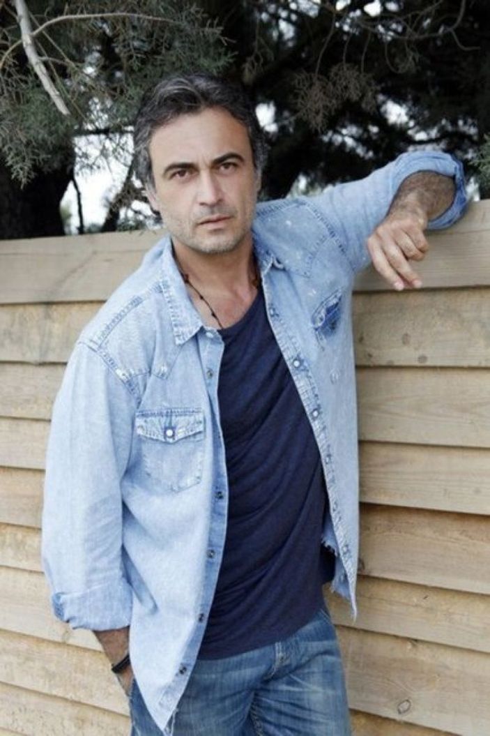 Kutsi kimdir? Şarkılar Bizi Söyler konuğu Kutsi'nin biyografisi..