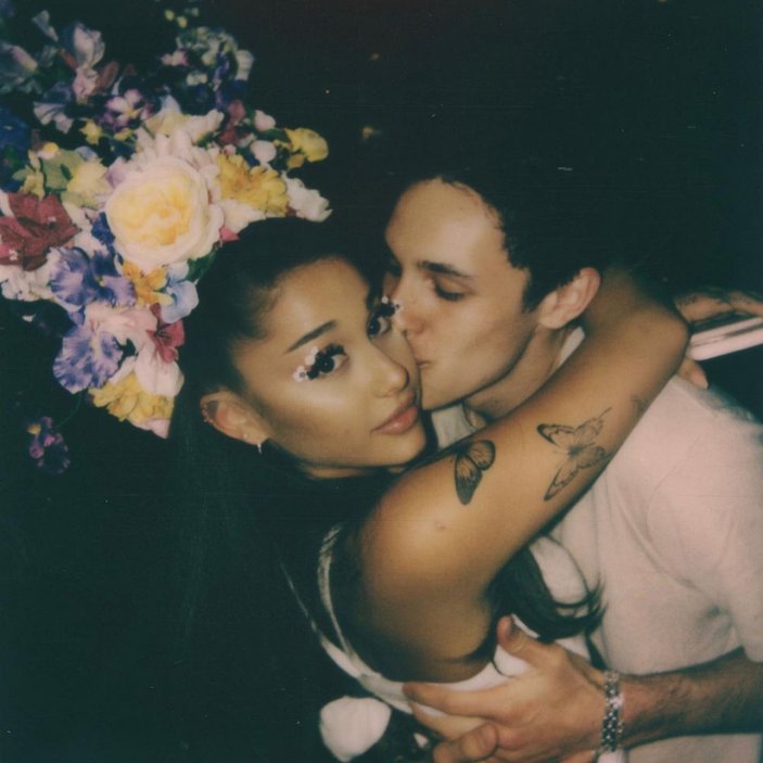 Ariana Grande gizlice evlendi