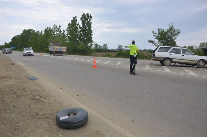 Sinop’ta kaza: LPG tankeri yola fırladı