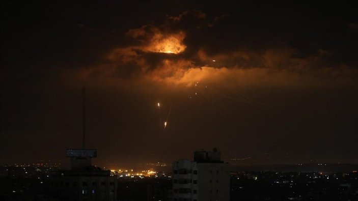 Lübnan'dan İsrail'e roket atıldı İsrail hemen karşılık verdi