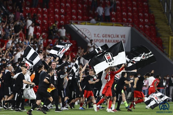 Antalyaspor başkanı Mustafa Yılmaz: Maalesef TFF'nin tiyatrosuna şahit olduk