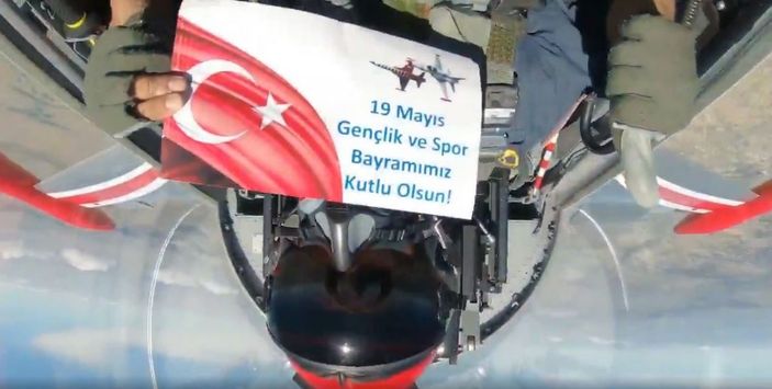 Türk Yıldızları’ndan 19 Mayıs’a özel klip