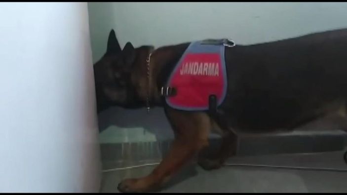 Denizli'de uyuşturucu satarken yakalandı