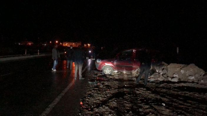 Bingöl’de iki araç çarpıştı: 1 yaralı