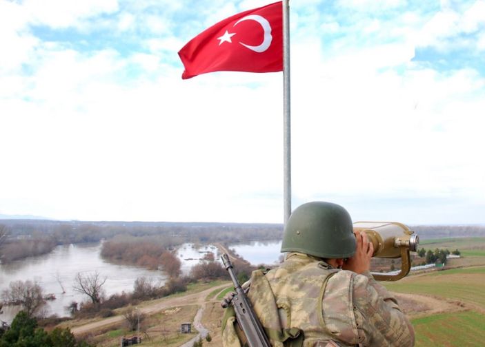 Yunanistan'a kaçmaya çalışan 2 FETÖ'cü Edirne'de yakalandı