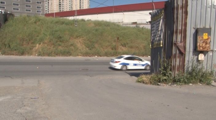 i Avcılar’da polisten kaçan sürücü, ortalığı birbirine kattı