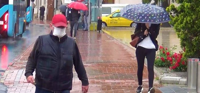 i Tekirdağ'da sağanak yağış hayatı olumsuz etkiledi