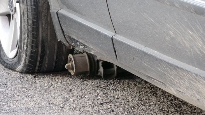 Adıyaman'da otomobil arıza yapınca polislerden kaçamadılar